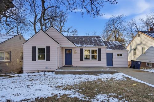 1321 E 76th St, Kansas City, MO, 64131-1955 | Card Image