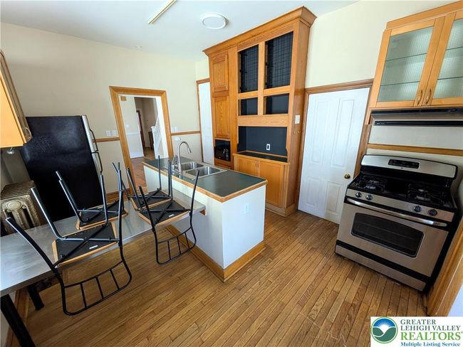 224 N 11 Th St, Townhouse with 4 bedrooms, 3 bathrooms and null parking in Allentown PA | Image 16