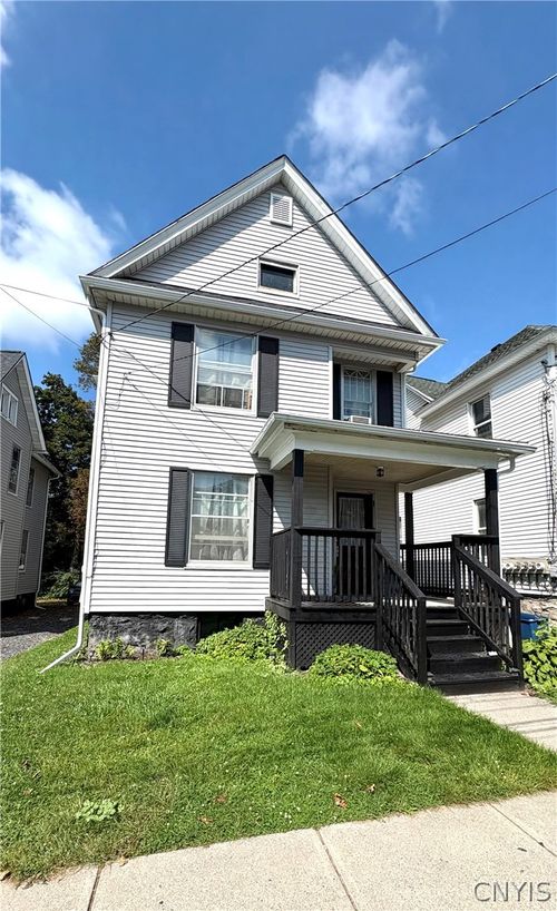 213 Janet St, Auburn, NY, 13021-3906 | Card Image