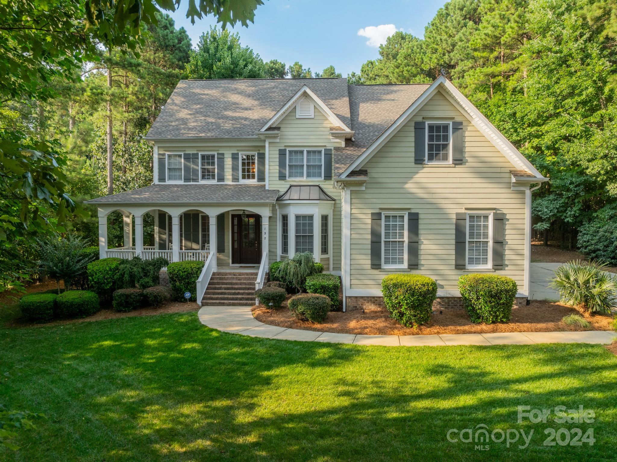 Grove Creek Ln, Mooresville, NC 28117