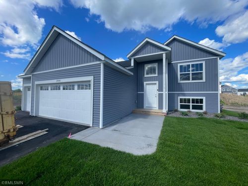 19845 Ely Ave N, Forest Lake, MN, 55025-7910 | Card Image