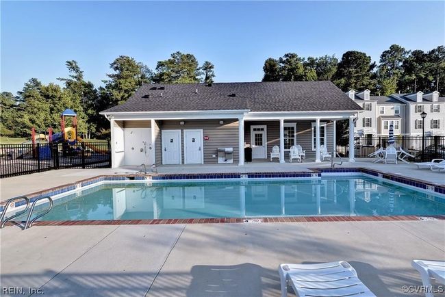 1703 Prosperity Ct, Condo with 4 bedrooms, 4 bathrooms and null parking in Williamsburg VA | Image 24