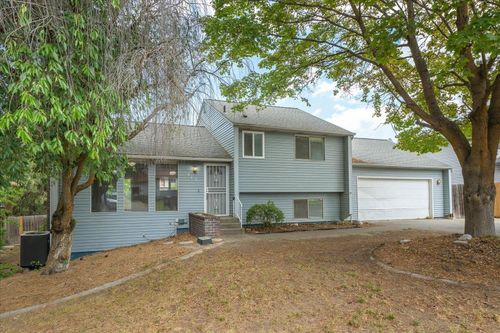 415 E Shiloh Hills Dr, Spokane, WA, 99208-5818 | Card Image