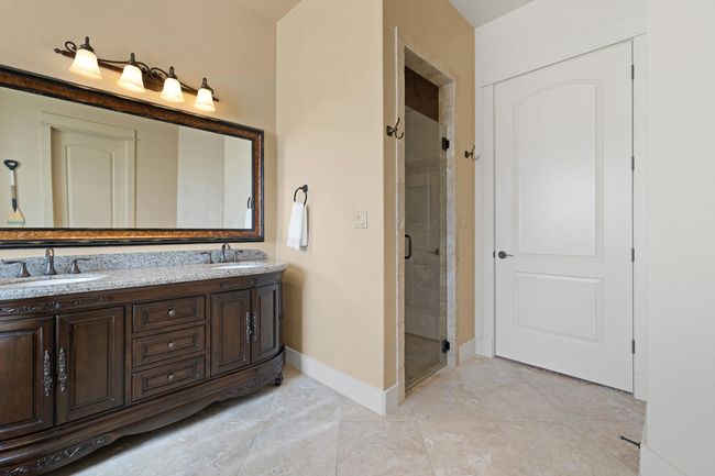 306 Bridgepoint Dr, House other with 5 bedrooms, 6 bathrooms and null parking in Kingsland TX | Image 12