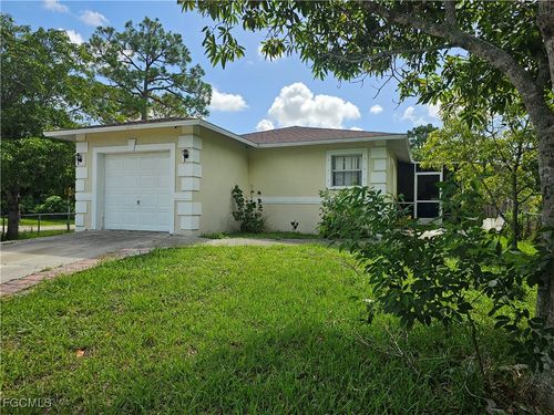 2912 Woodside Ave, NAPLES, FL, 34112-7332 | Card Image
