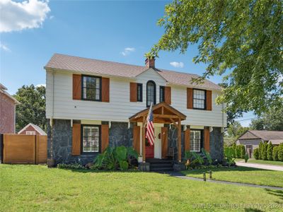 102 E 26th Street, House other with 3 bedrooms, 3 bathrooms and null parking in Tulsa OK | Image 2