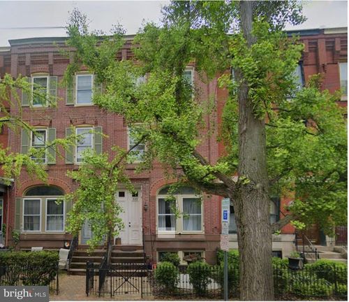 333 E Union St, BURLINGTON, NJ, 08016-1718 | Card Image