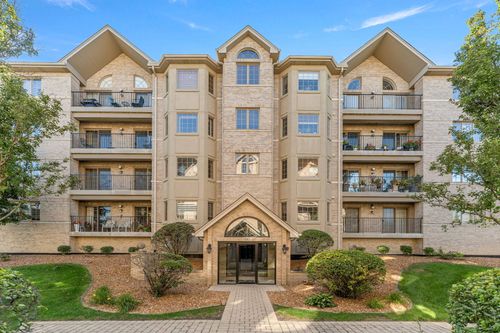 apt-301-11901 Windemere Ct, Orland Park, IL, 60467-1468 | Card Image