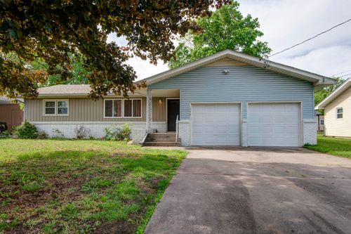 1570 E Snider St, Springfield, MO, 65803-4411 | Card Image