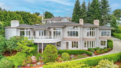 16833 Se 57th Pl, Bellevue, WA, 98006-5523 | Card Image