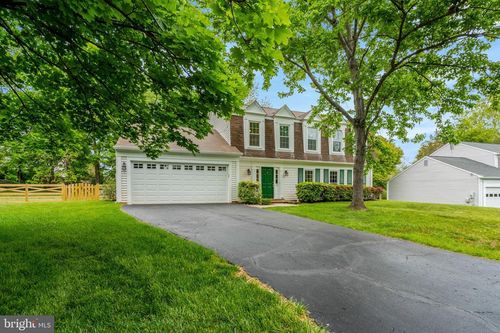 6 West Ct, STERLING, VA, 20165-5652 | Card Image