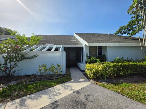 10780 Waterberry Dr, Boca Raton, FL, 33498-1689 | Card Image
