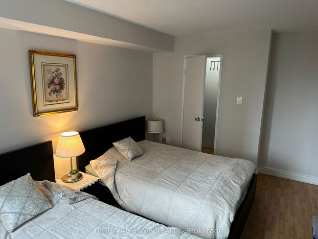 1406 - 300 Webb Dr, Condo with 3 bedrooms, 2 bathrooms and 1 parking in Mississauga ON | Image 19