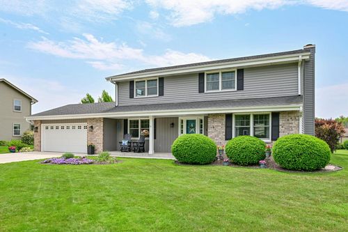 16515 W Melody Drive, New Berlin, WI, 53151 | Card Image
