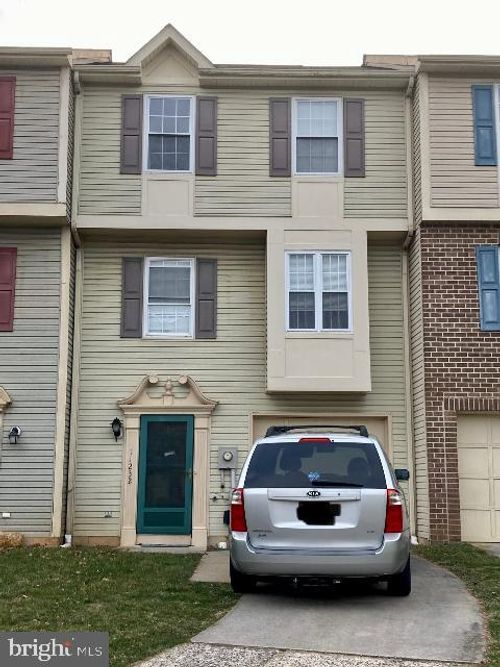 11232 Cristins Cir, HAGERSTOWN, MD, 21742-4419 | Card Image