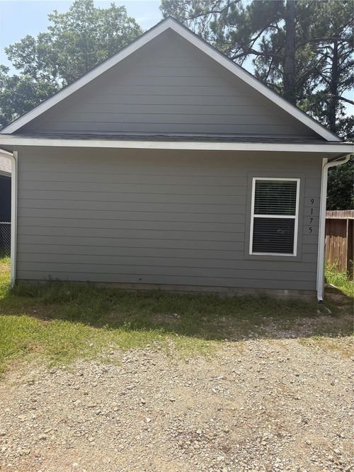 9175 Inwood, Willis, TX, 77318-7475 | Card Image
