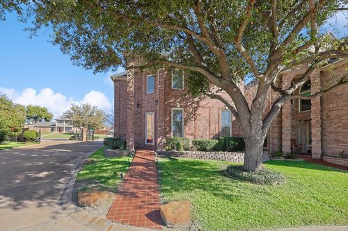 8354 Sunset Cove Dr, Fort Worth, TX, 76179-2521 | Card Image