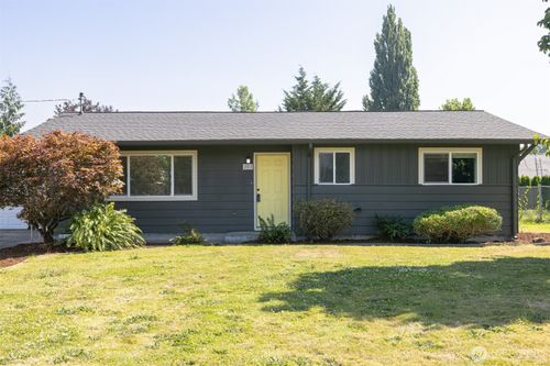 303 Garfield St, Sumas, WA, 98295-9660 | Card Image
