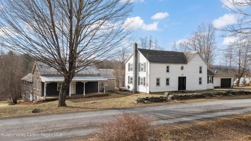 700 Mettacahonts Rd, Accord, NY, 12404-5925 | Card Image