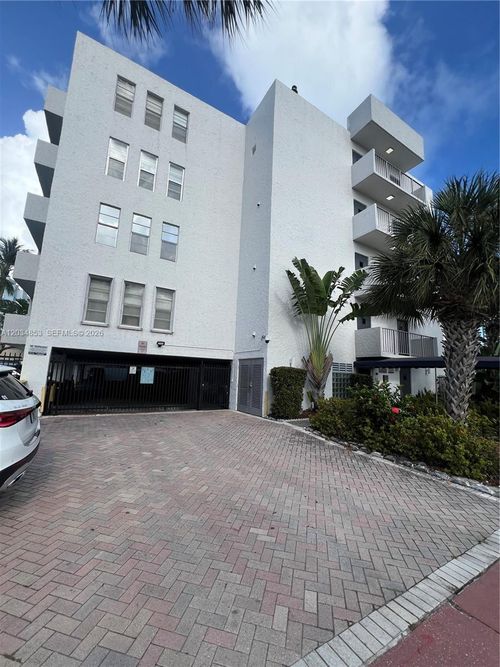 509-6545 Indian Creek Dr, Miami Beach, FL, 33141-5831 | Card Image