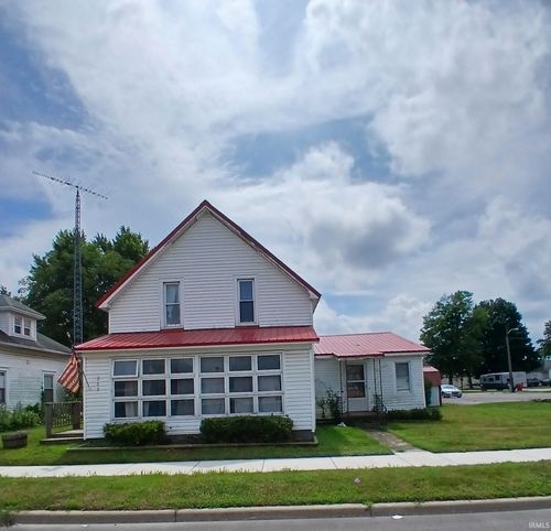 206 N Chicago St, Royal Center, IN, 46978-2101 | Card Image
