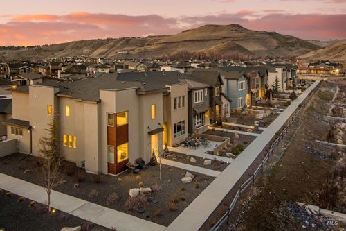 3174 S Hopes Well Way, Boise, ID, 83716-4744 | Card Image