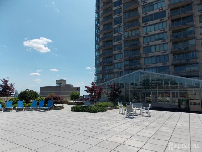 APT-1205 - 1 Spring St, Townhouse with 2 bedrooms, 2 bathrooms and null parking in New Brunswick NJ | Image 26