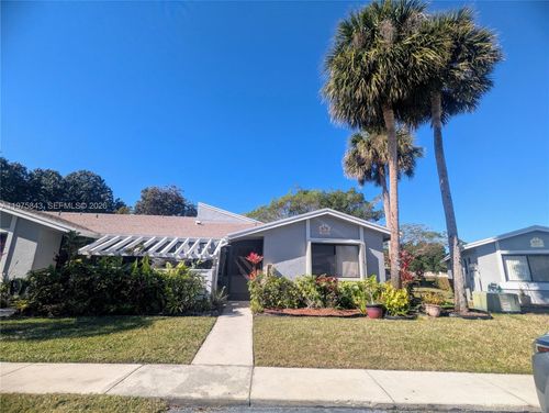 apt-4-679 Racquet Club Rd, Weston, FL, 33326-1865 | Card Image