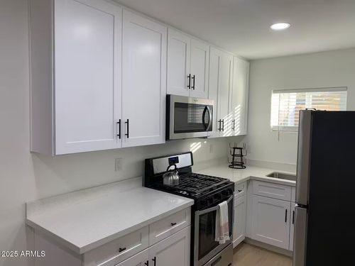 1-2502 N 29th Pl, Phoenix, AZ, 85008-2045 | Card Image