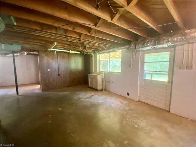 1024 Lone Hickory Rd, House other with 3 bedrooms, 3 bathrooms and null parking in Yadkinville NC | Image 15