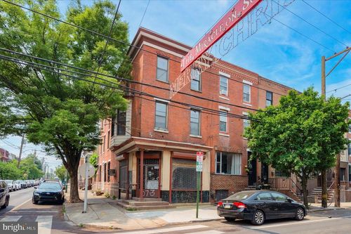 b-1648 S 13th St, PHILADELPHIA, PA, 19148-1005 | Card Image
