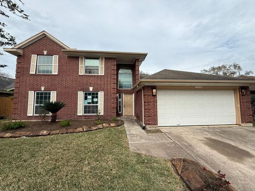 4823 Meadowglen Dr, Pearland, TX, 77584-8621 | Card Image