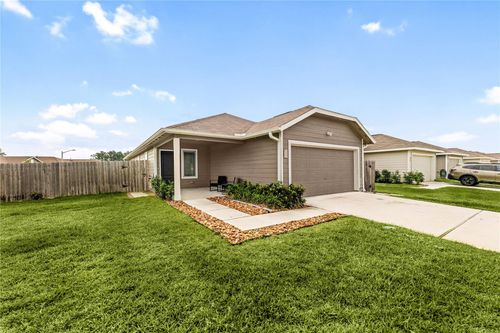 13757 Kit Run, Splendora, TX, 77372-5574 | Card Image