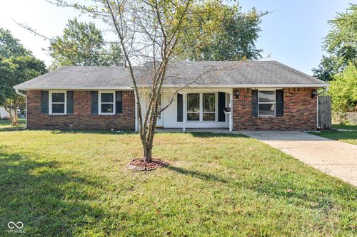 435 Southlane Dr, New Whiteland, IN, 46184-1151 | Card Image