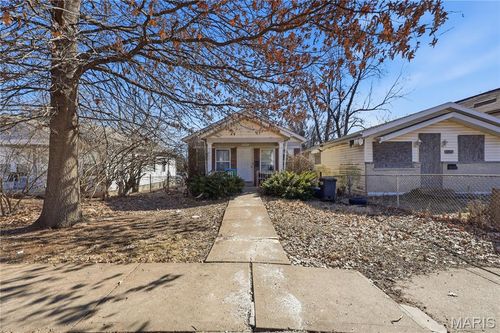 2148 Oakdale Ave, Saint Louis, MO, 63121-5628 | Card Image