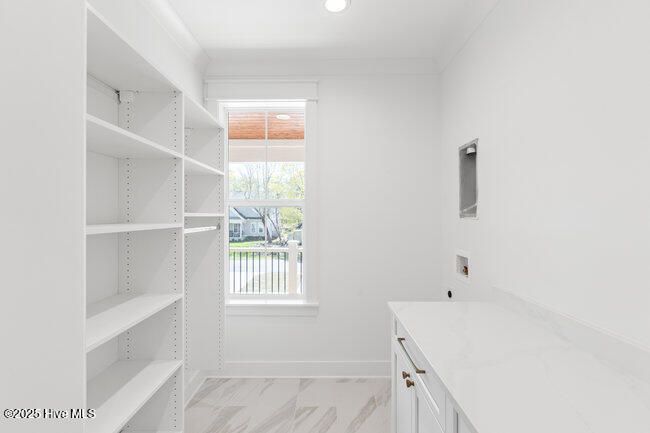 Kitchen Pantry | Image 25