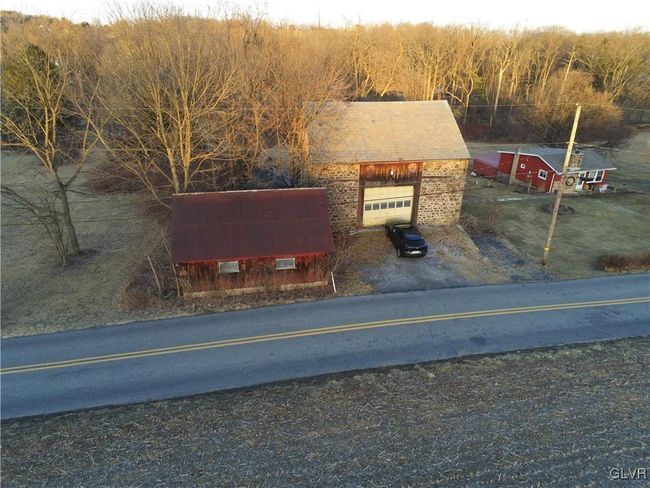 4149 Coplay Creek Rd, House other with 6 bedrooms, 2 bathrooms and null parking in Schnecksville PA | Image 8