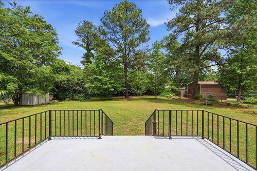180 Gordon Dr, Spartanburg, SC, 29301-2960 | Card Image