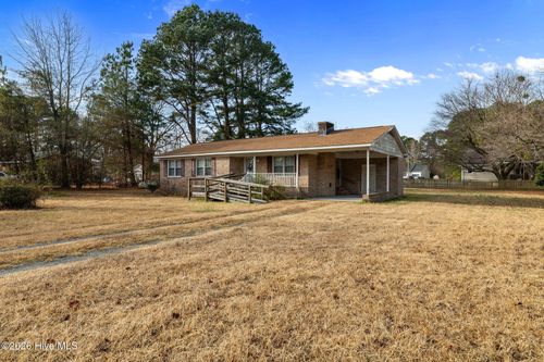 111 Pate Cir, Goldsboro, NC, 27530-9343 | Card Image