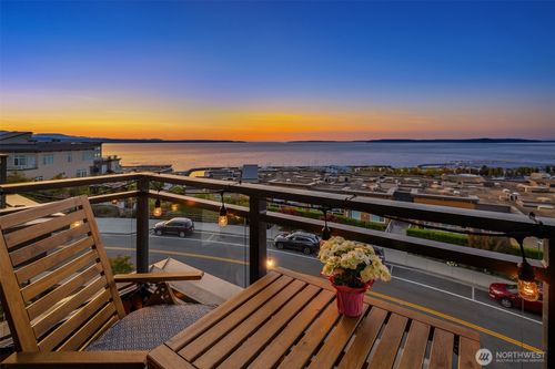509-50 Pine St, Edmonds, WA, 98020-4206 | Card Image