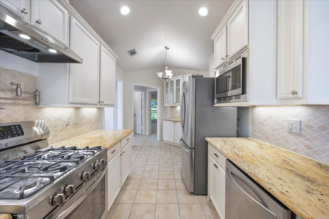 5709 Southern Cross Dr, Townhouse with 3 bedrooms, 3 bathrooms and null parking in Rockwall TX | Image 13