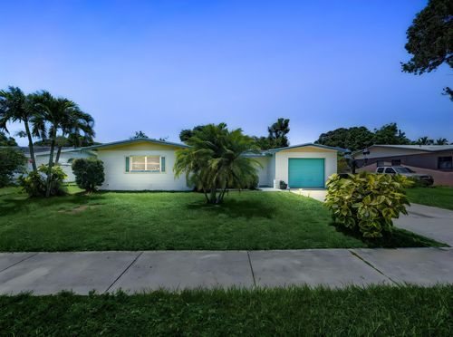 1807 Arizona Ave, Fort Pierce, FL, 34982-5743 | Card Image