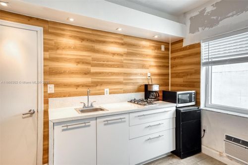 apt-111-335 Ocean Dr, Miami Beach, FL, 33139-8763 | Card Image