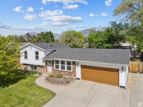 10325 S 420 E, Sandy, UT, 84070-4841 | Card Image