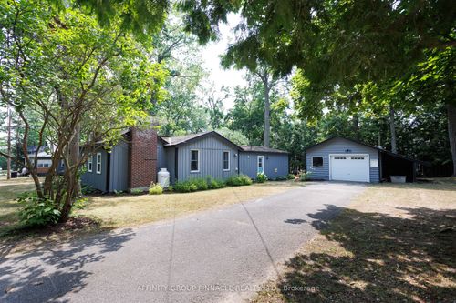 21 4th St, Fenelon Falls, ON, K0M1N0 | Card Image