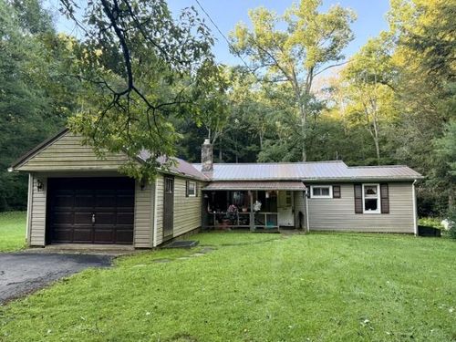5424 Millcreek Dr, Strattanville, PA, 16258-4832 | Card Image