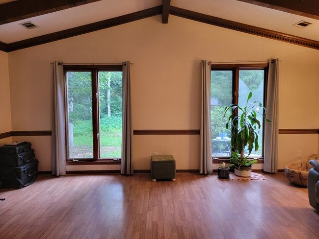 Living Room | Image 34
