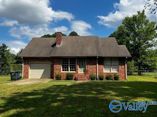 155 Mcmullen Rd, Gurley, AL, 35748-8636 | Card Image