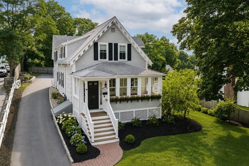 19 Hersey St, Hingham, MA, 02043-4603 | Card Image