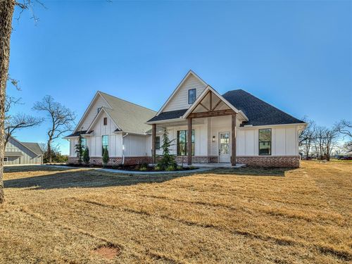21200 Reserve Circle, Harrah, OK, 73045 | Card Image